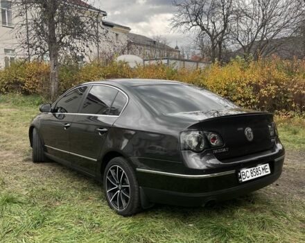 Черный Фольксваген Пассат, объемом двигателя 1.4 л и пробегом 195 тыс. км за 8000 $, фото 6 на Automoto.ua