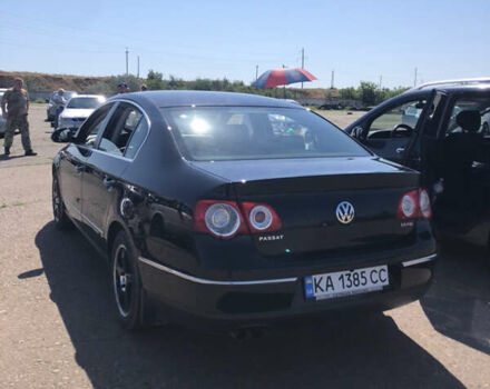 Чорний Фольксваген Пассат, об'ємом двигуна 2 л та пробігом 174 тис. км за 8000 $, фото 4 на Automoto.ua