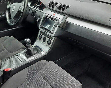 Черный Фольксваген Пассат, объемом двигателя 1.4 л и пробегом 200 тыс. км за 6900 $, фото 28 на Automoto.ua