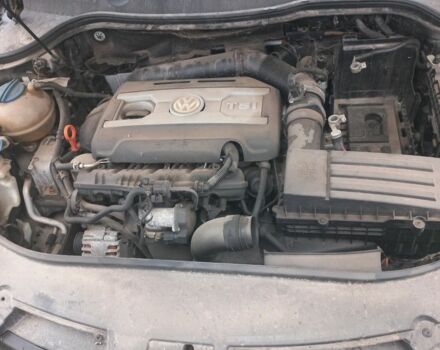 Черный Фольксваген Пассат, объемом двигателя 1.8 л и пробегом 300 тыс. км за 284 $, фото 1 на Automoto.ua