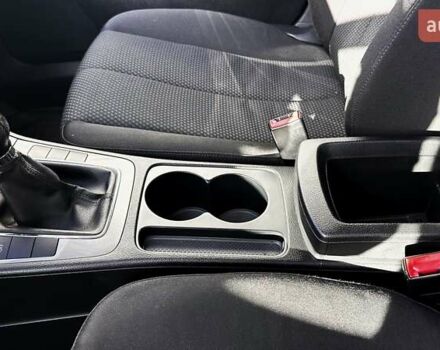 Чорний Фольксваген Пассат, об'ємом двигуна 1.8 л та пробігом 211 тис. км за 6500 $, фото 48 на Automoto.ua