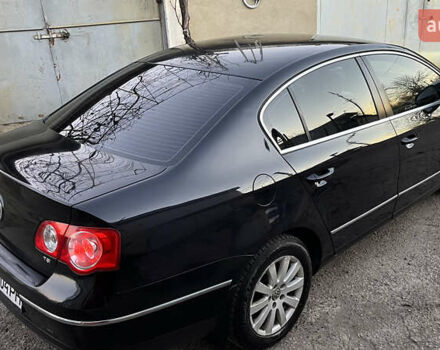 Черный Фольксваген Пассат, объемом двигателя 1.8 л и пробегом 279 тыс. км за 6200 $, фото 8 на Automoto.ua