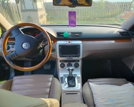 Черный Фольксваген Пассат, объемом двигателя 2 л и пробегом 200 тыс. км за 8178 $, фото 3 на Automoto.ua