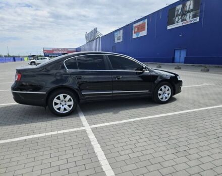 Черный Фольксваген Пассат, объемом двигателя 2 л и пробегом 350 тыс. км за 5900 $, фото 2 на Automoto.ua