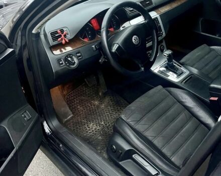 Чорний Фольксваген Пассат, об'ємом двигуна 3.2 л та пробігом 217 тис. км за 4500 $, фото 4 на Automoto.ua
