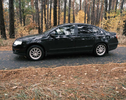 Чорний Фольксваген Пассат, об'ємом двигуна 1.8 л та пробігом 242 тис. км за 5000 $, фото 8 на Automoto.ua