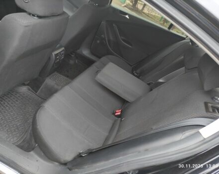 Черный Фольксваген Пассат, объемом двигателя 1.8 л и пробегом 250 тыс. км за 5900 $, фото 15 на Automoto.ua