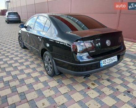 Фольксваген Пассат 2008 в Гайсине на Automoto.ua Черный Фольксваген Пассат, объемом двигателя 1.79 л и пробегом 206 тыс. км за 6250 $, фото 2 на Automoto.ua