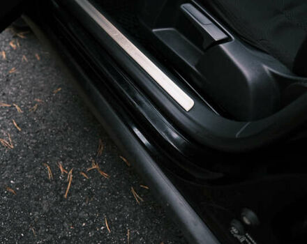 Чорний Фольксваген Пассат, об'ємом двигуна 1.8 л та пробігом 242 тис. км за 5000 $, фото 18 на Automoto.ua