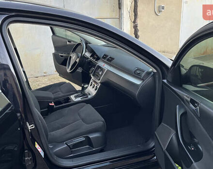 Черный Фольксваген Пассат, объемом двигателя 1.8 л и пробегом 279 тыс. км за 6200 $, фото 27 на Automoto.ua