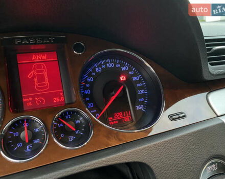 Черный Фольксваген Пассат, объемом двигателя 1.98 л и пробегом 228 тыс. км за 7500 $, фото 23 на Automoto.ua