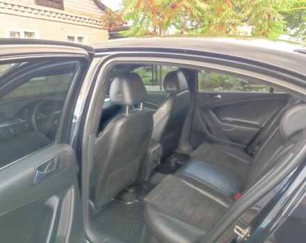 Черный Фольксваген Пассат, объемом двигателя 2 л и пробегом 130 тыс. км за 8000 $, фото 4 на Automoto.ua