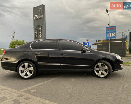 Черный Фольксваген Пассат, объемом двигателя 1.98 л и пробегом 228 тыс. км за 7500 $, фото 6 на Automoto.ua