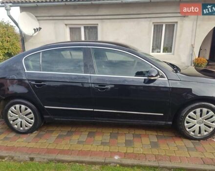Черный Фольксваген Пассат, объемом двигателя 1.97 л и пробегом 400 тыс. км за 5950 $, фото 3 на Automoto.ua