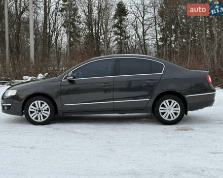 Чорний Фольксваген Пассат, об'ємом двигуна 1.8 л та пробігом 266 тис. км за 4999 $, фото 9 на Automoto.ua