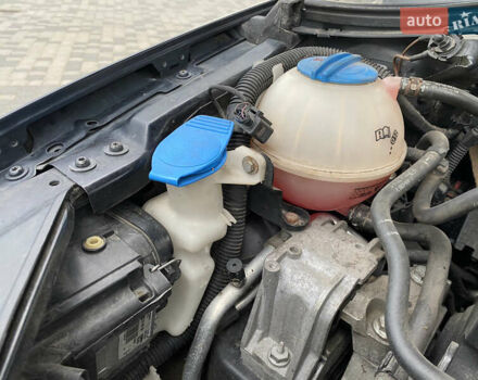 Черный Фольксваген Пассат, объемом двигателя 1.98 л и пробегом 228 тыс. км за 7500 $, фото 20 на Automoto.ua