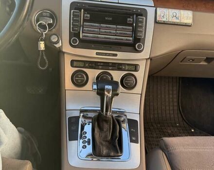 Черный Фольксваген Пассат, объемом двигателя 2 л и пробегом 319 тыс. км за 8100 $, фото 10 на Automoto.ua