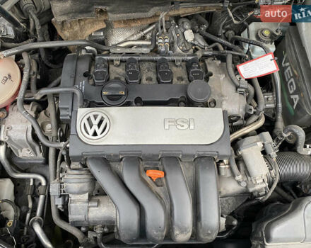 Черный Фольксваген Пассат, объемом двигателя 1.98 л и пробегом 228 тыс. км за 7500 $, фото 19 на Automoto.ua