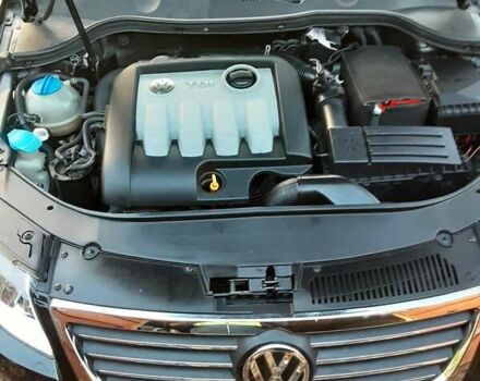 Черный Фольксваген Пассат, объемом двигателя 1.9 л и пробегом 215 тыс. км за 7800 $, фото 15 на Automoto.ua