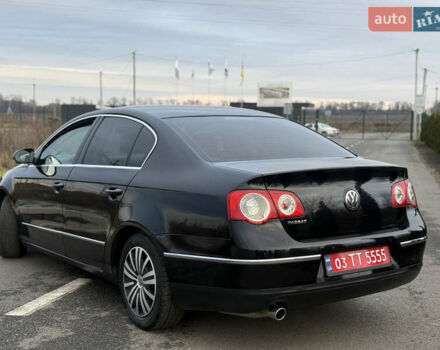 Черный Фольксваген Пассат, объемом двигателя 1.6 л и пробегом 219 тыс. км за 6800 $, фото 26 на Automoto.ua