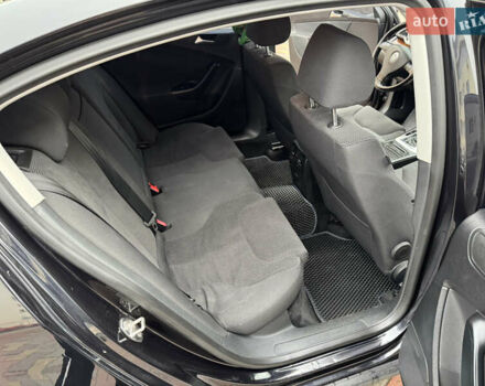 Чорний Фольксваген Пассат, об'ємом двигуна 1.8 л та пробігом 174 тис. км за 6400 $, фото 13 на Automoto.ua