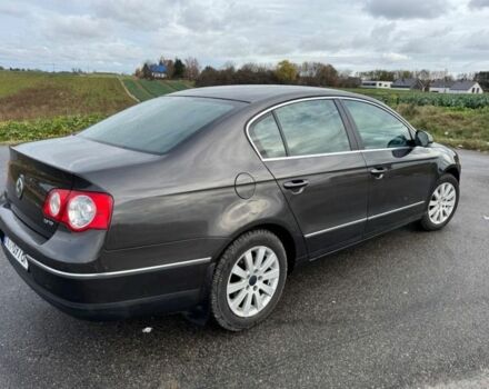 Чорний Фольксваген Пассат, об'ємом двигуна 2 л та пробігом 298 тис. км за 2200 $, фото 3 на Automoto.ua