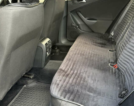 Черный Фольксваген Пассат, объемом двигателя 1.8 л и пробегом 247 тыс. км за 5999 $, фото 24 на Automoto.ua