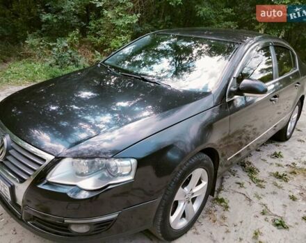 Чорний Фольксваген Пассат, об'ємом двигуна 1.97 л та пробігом 300 тис. км за 6400 $, фото 2 на Automoto.ua