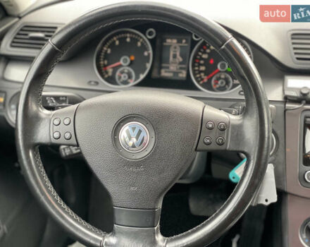 Чорний Фольксваген Пассат, об'ємом двигуна 1.4 л та пробігом 216 тис. км за 7250 $, фото 33 на Automoto.ua