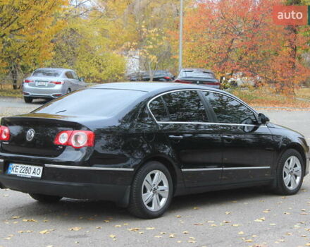 Черный Фольксваген Пассат, объемом двигателя 1.8 л и пробегом 173 тыс. км за 7500 $, фото 6 на Automoto.ua