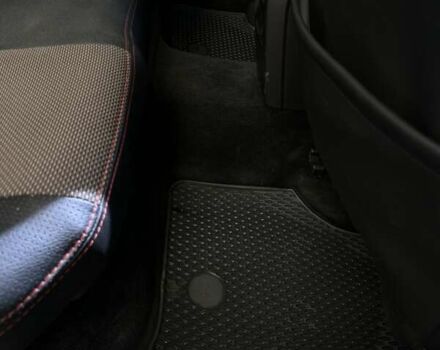 Чорний Фольксваген Пассат, об'ємом двигуна 1.97 л та пробігом 217 тис. км за 7700 $, фото 12 на Automoto.ua