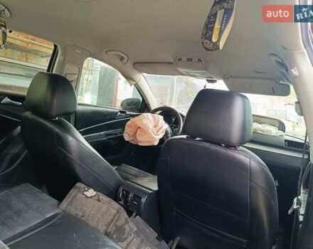 Фольксваген Пассат 2009 в Запорожье на Automoto.ua Черный Фольксваген Пассат, объемом двигателя 1.8 л и пробегом 350 тыс. км за 3000 $, фото 12 на Automoto.ua