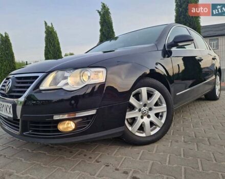 Черный Фольксваген Пассат, объемом двигателя 1.6 л и пробегом 198 тыс. км за 8499 $, фото 9 на Automoto.ua