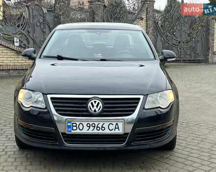 Черный Фольксваген Пассат, объемом двигателя 1.99 л и пробегом 275 тыс. км за 5750 $, фото 24 на Automoto.ua