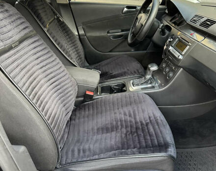 Черный Фольксваген Пассат, объемом двигателя 1.8 л и пробегом 247 тыс. км за 5999 $, фото 18 на Automoto.ua