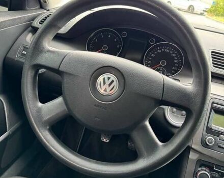 Черный Фольксваген Пассат, объемом двигателя 1.6 л и пробегом 181 тыс. км за 7950 $, фото 10 на Automoto.ua