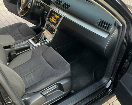 Черный Фольксваген Пассат, объемом двигателя 1.6 л и пробегом 294 тыс. км за 7600 $, фото 24 на Automoto.ua