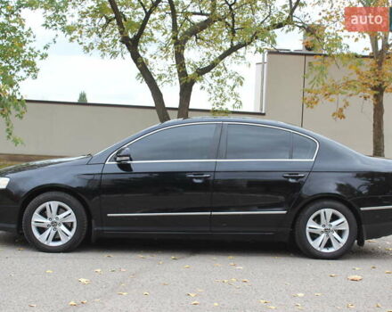 Черный Фольксваген Пассат, объемом двигателя 1.8 л и пробегом 173 тыс. км за 7500 $, фото 9 на Automoto.ua