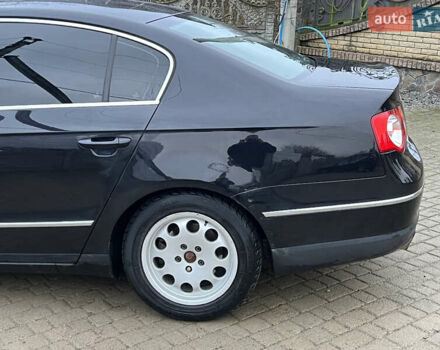 Черный Фольксваген Пассат, объемом двигателя 1.99 л и пробегом 275 тыс. км за 5750 $, фото 14 на Automoto.ua