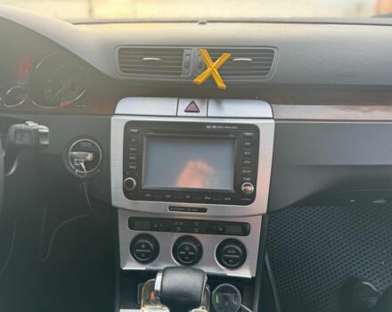 Чорний Фольксваген Пассат, об'ємом двигуна 1.8 л та пробігом 267 тис. км за 7200 $, фото 7 на Automoto.ua