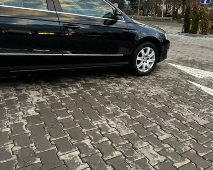 Черный Фольксваген Пассат, объемом двигателя 1.6 л и пробегом 199 тыс. км за 7950 $, фото 17 на Automoto.ua