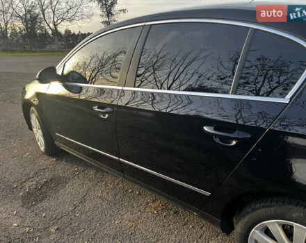 Черный Фольксваген Пассат, объемом двигателя 1.6 л и пробегом 294 тыс. км за 7600 $, фото 16 на Automoto.ua