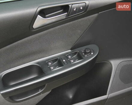 Черный Фольксваген Пассат, объемом двигателя 1.8 л и пробегом 173 тыс. км за 7500 $, фото 14 на Automoto.ua