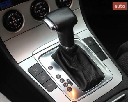 Черный Фольксваген Пассат, объемом двигателя 1.8 л и пробегом 173 тыс. км за 7500 $, фото 26 на Automoto.ua