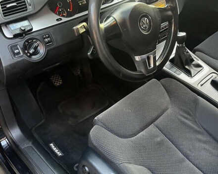 Черный Фольксваген Пассат, объемом двигателя 1.6 л и пробегом 294 тыс. км за 7600 $, фото 28 на Automoto.ua