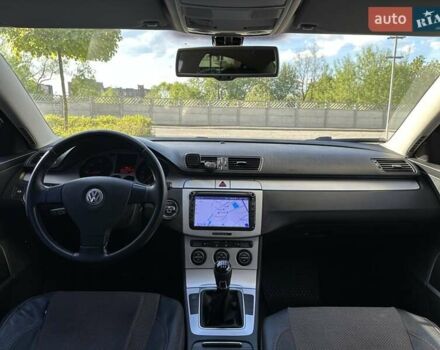 Чорний Фольксваген Пассат, об'ємом двигуна 1.97 л та пробігом 217 тис. км за 7700 $, фото 13 на Automoto.ua