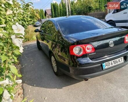 Черный Фольксваген Пассат, объемом двигателя 1.6 л и пробегом 181 тыс. км за 7950 $, фото 3 на Automoto.ua