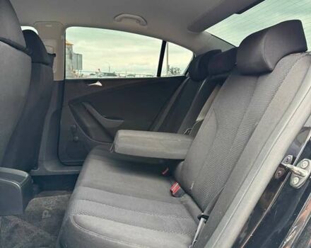 Черный Фольксваген Пассат, объемом двигателя 1.6 л и пробегом 181 тыс. км за 7950 $, фото 13 на Automoto.ua