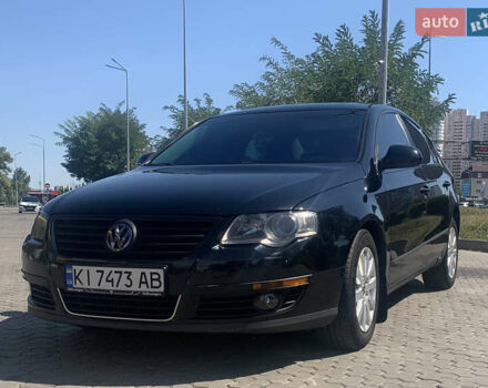 Чорний Фольксваген Пассат, об'ємом двигуна 1.97 л та пробігом 230 тис. км за 7500 $, фото 1 на Automoto.ua