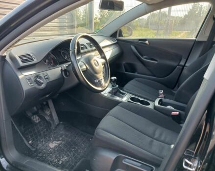 Чорний Фольксваген Пассат, об'ємом двигуна 1.4 л та пробігом 231 тис. км за 5500 $, фото 6 на Automoto.ua